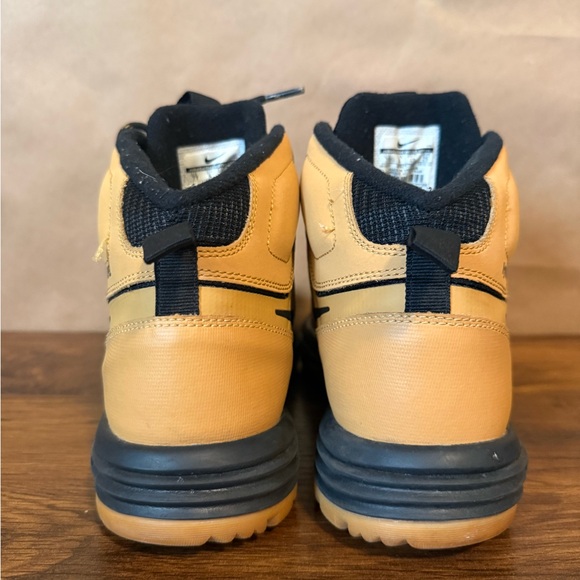 Nike Kids Dual Fusion Hills Mid GS Hiking Boot - size 7Y - Picture 4 of 7